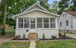 221 N Francis Avenue, Lansing, MI 48912