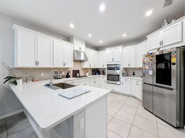 2599 RIDGETOP LN, Clermont, FL 34711