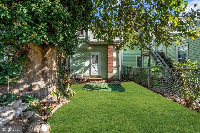 17 E FEDERAL ST, Burlington, NJ 08016