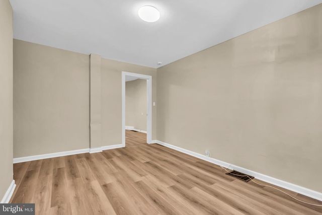 17 E FEDERAL ST, Burlington, NJ 08016