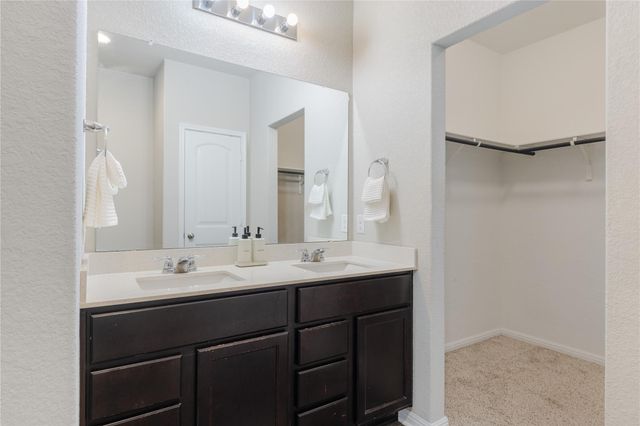 152 Marienfeld LN, Georgetown, TX 78626