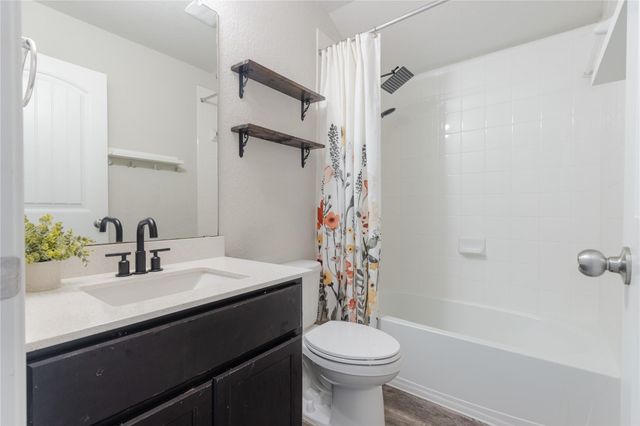 152 Marienfeld LN, Georgetown, TX 78626