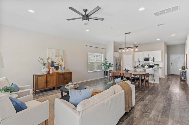 152 Marienfeld LN, Georgetown, TX 78626