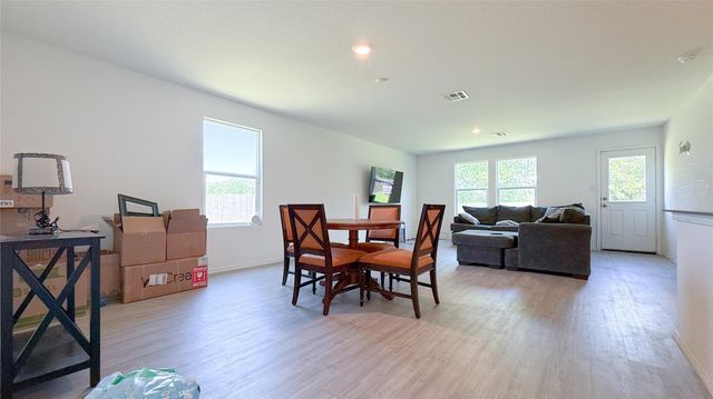 6735 Carlton Crest, San Antonio, TX 78253