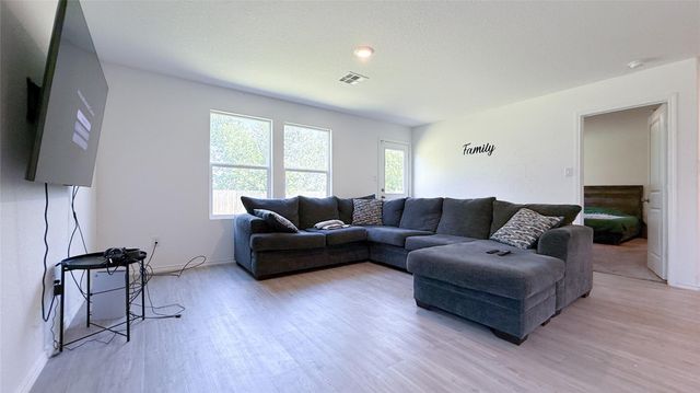 6735 Carlton Crest, San Antonio, TX 78253