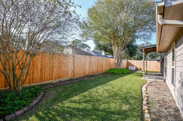 1816 Oak Lodge Drive, Pearland, TX 77581