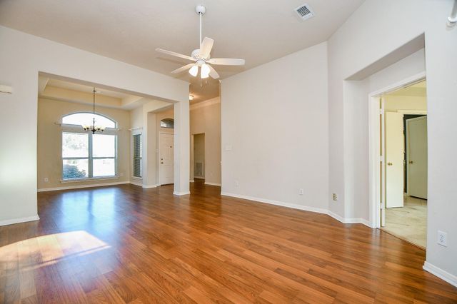 1816 Oak Lodge Drive, Pearland, TX 77581