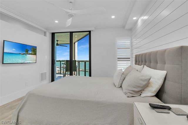 1085 E Bald Eagle DR E502, Marco Island, FL 34145