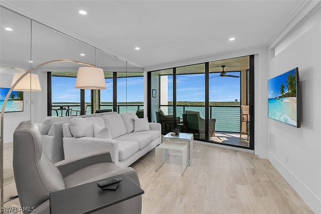 1085 E Bald Eagle DR E502, Marco Island, FL 34145