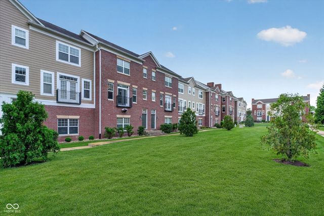 336 Neuman Way 9E, Carmel, IN 46032