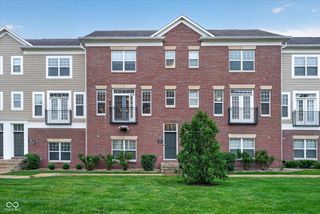 336 Neuman Way 9E, Carmel, IN 46032