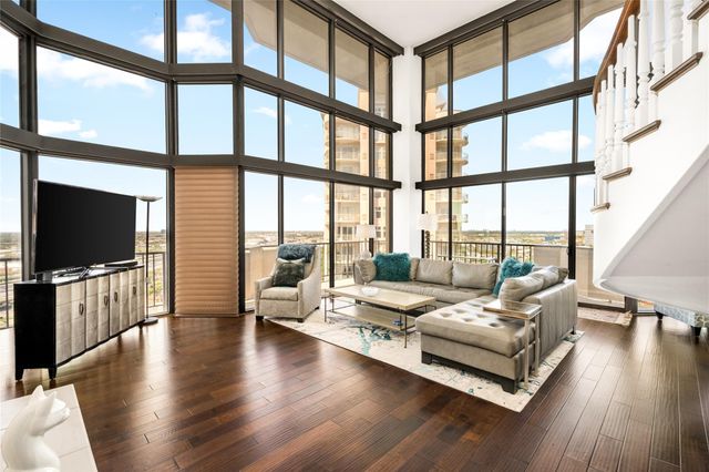 3350 Mccue Road 2402, Houston, TX 77056