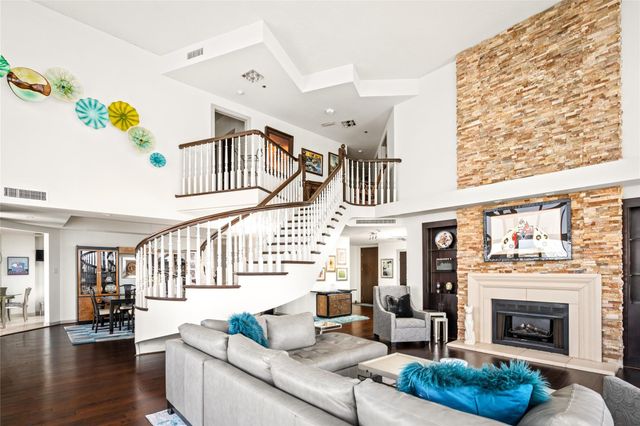 3350 Mccue Road 2402, Houston, TX 77056