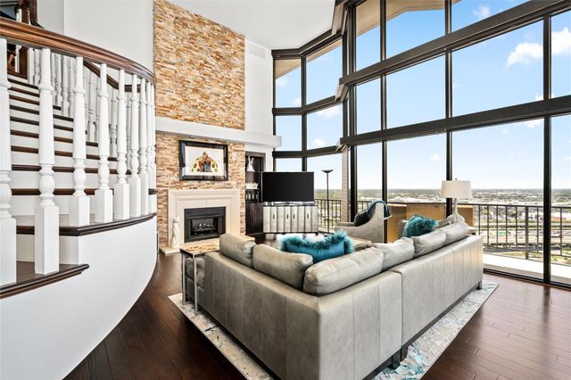 3350 Mccue Road 2402, Houston, TX 77056