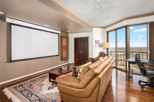 3350 Mccue Road 2402, Houston, TX 77056