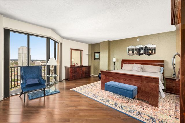 3350 Mccue Road 2402, Houston, TX 77056