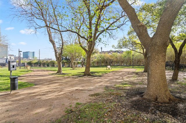 3350 Mccue Road 2402, Houston, TX 77056