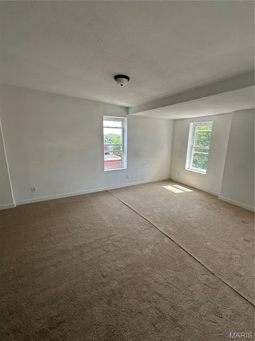 4042 Nebraska Avenue, St Louis, MO 63118