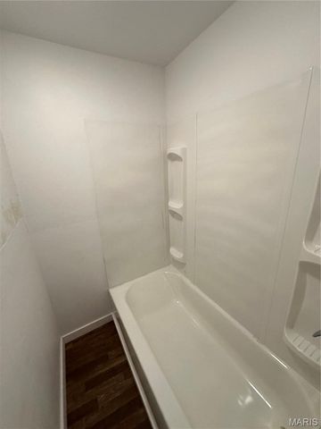 4042 Nebraska Avenue, St Louis, MO 63118