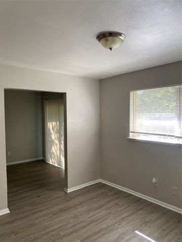 7924 Silverdale Drive, Dallas, TX 75232
