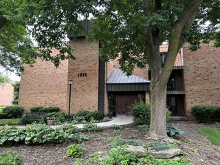 1818 E Shorewood BOULEVARD #310, Shorewood, WI 53211