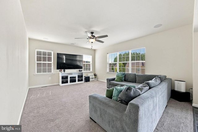 45694 TENNYHILL ST, California, MD 20619