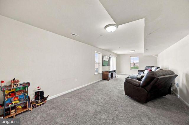 45694 TENNYHILL ST, California, MD 20619