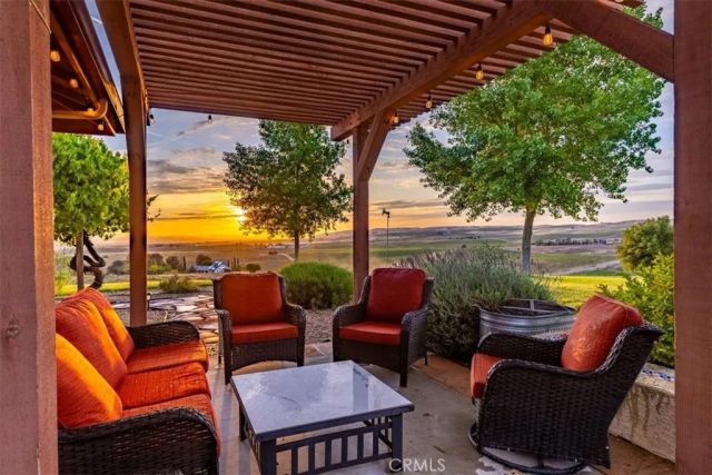 6130 Buckhorn Ridge, San Miguel, CA 93451