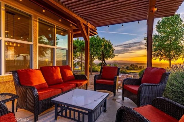 6130 Buckhorn Ridge, San Miguel, CA 93451