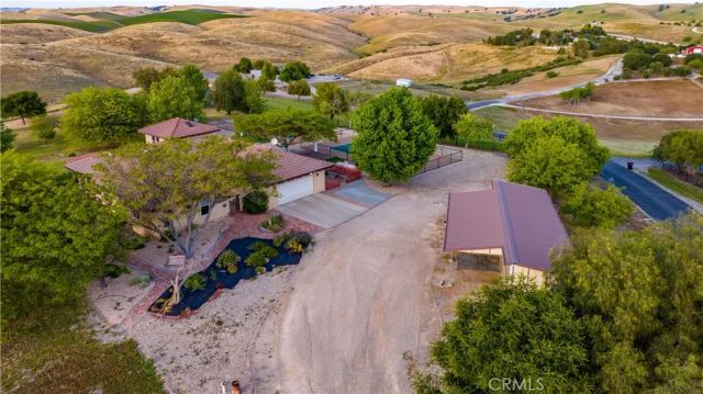 6130 Buckhorn Ridge, San Miguel, CA 93451