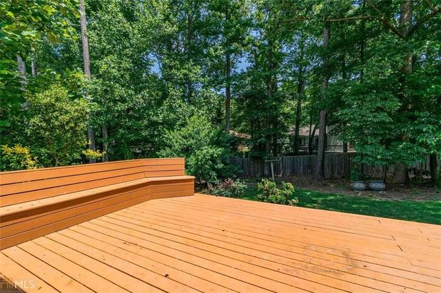 330 Broken Lance Place, Alpharetta, GA 30022