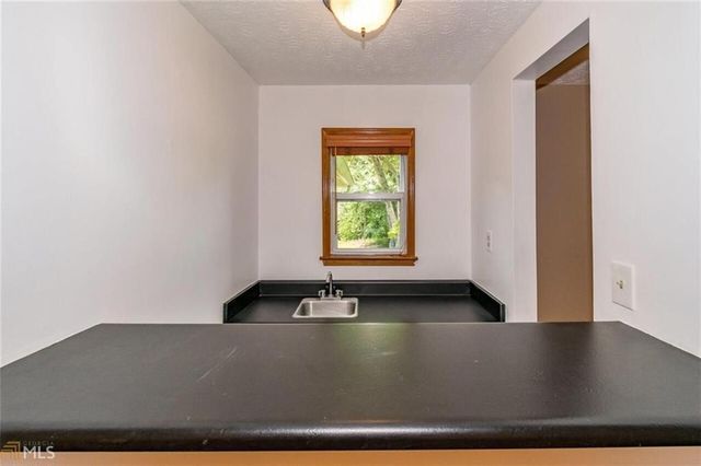 330 Broken Lance Place, Alpharetta, GA 30022