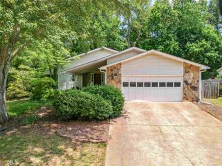 330 Broken Lance Place, Alpharetta, GA 30022