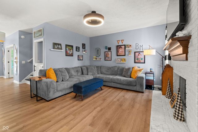728 Stockbridge Drive, Westfield, IN 46074