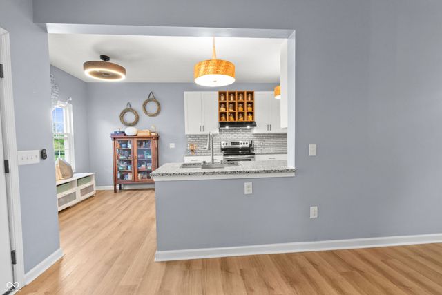 728 Stockbridge Drive, Westfield, IN 46074