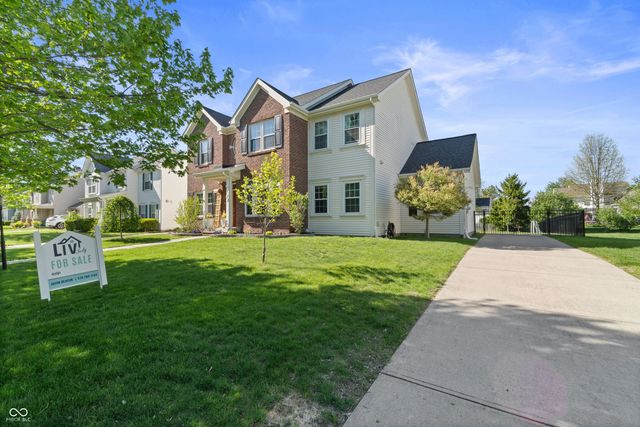 728 Stockbridge Drive, Westfield, IN 46074