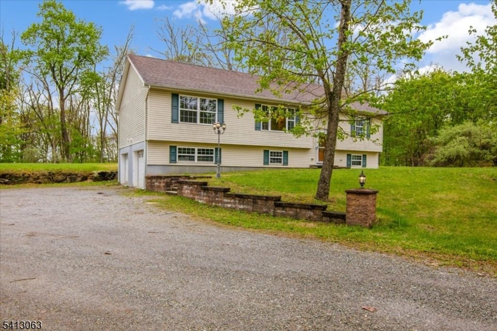 2 Oak St, Newton Town, NJ 07860 — photo 2