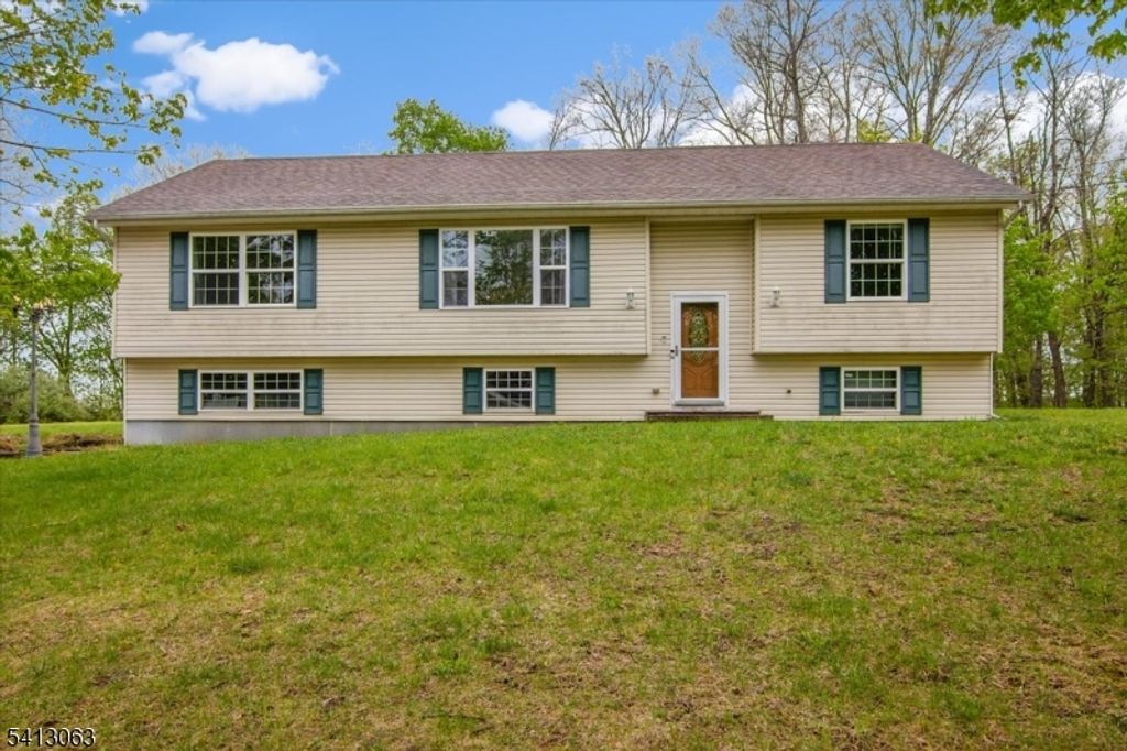 2 Oak St, Newton Town, NJ 07860 — photo 4