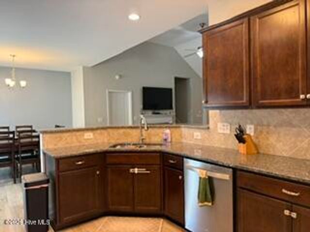 3005 Dana Lane, Aberdeen, NC 28315