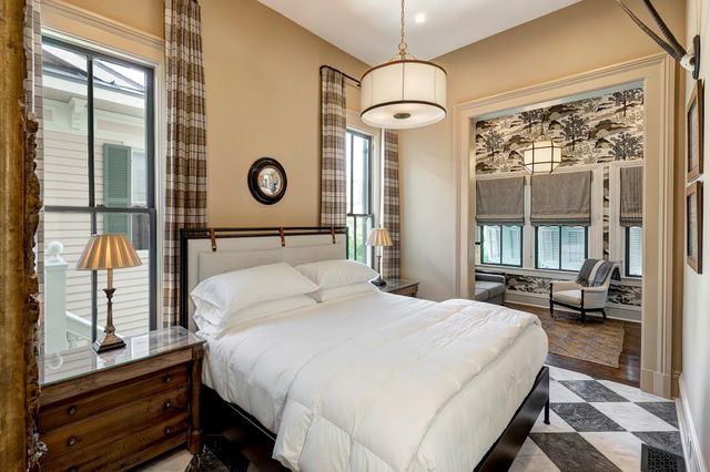 523 10th Street, Galveston, TX 77550