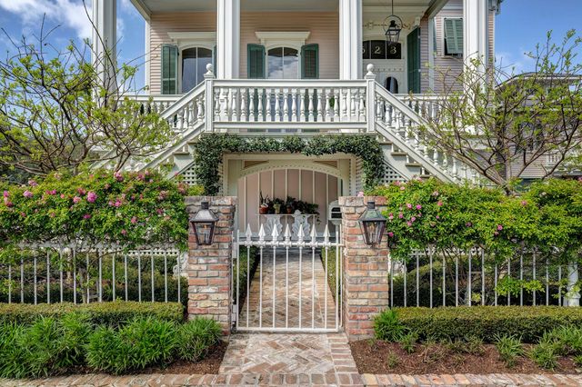 523 10th Street, Galveston, TX 77550