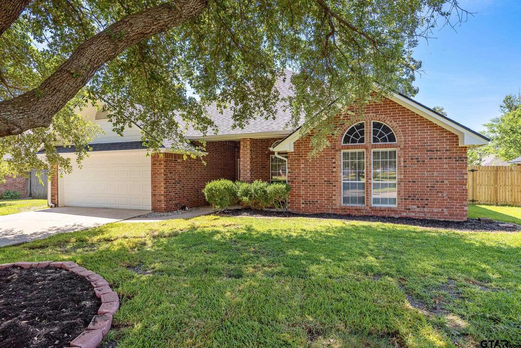 1804 Topaz Cv., Whitehouse, TX 75791