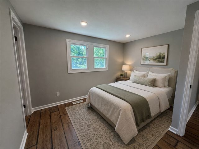 141 Lakeside Dr, Neshannock Twp, PA 16105