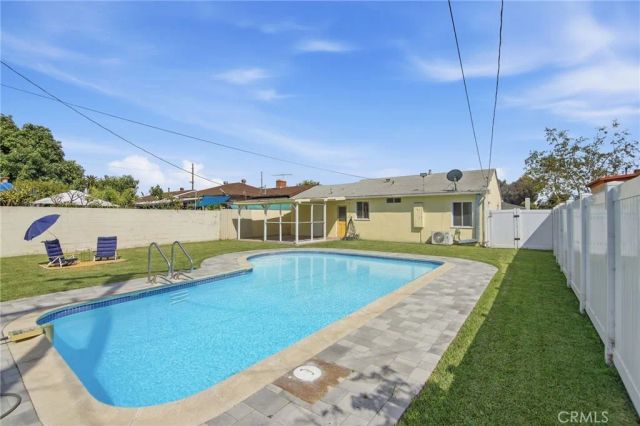 9029 Mel Dar, Downey, CA 90240