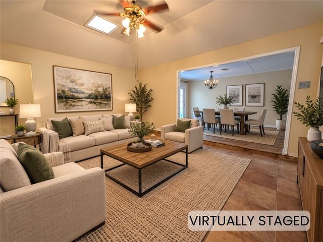 6142 Camway Dr, Corpus Christi, TX 78415