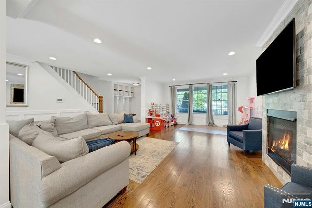 163 Woodward Avenue, Rutherford, NJ 07070
