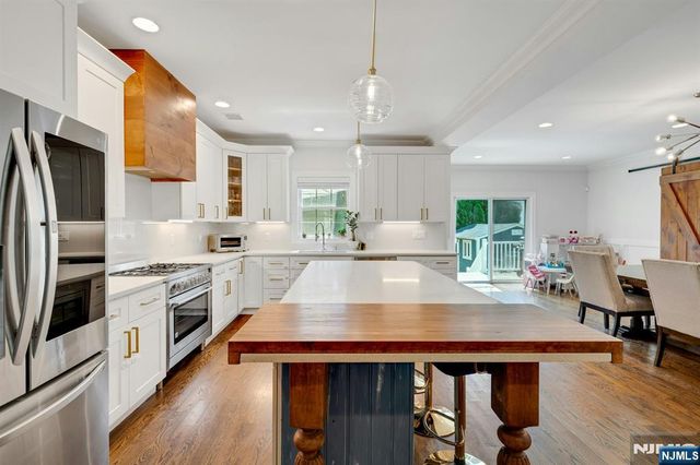 163 Woodward Avenue, Rutherford, NJ 07070