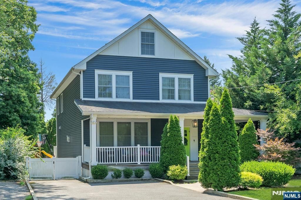 163 Woodward Avenue, Rutherford, NJ 07070