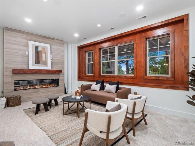 2643 Hawk Point Ct, Castle Rock, CO 80104