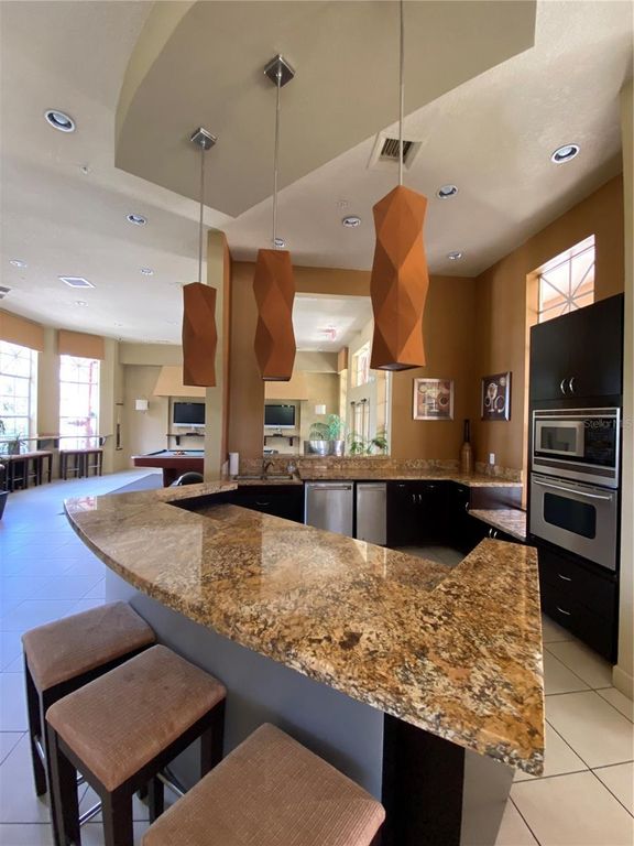 Image 13 of property listing at 6141 METROWEST BOULEVARD 308, Orlando, FL 32835